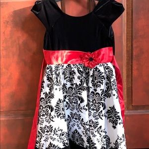 Black and white dress